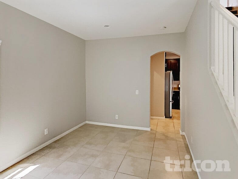 Building Photo - 6586 Mercutio Ct