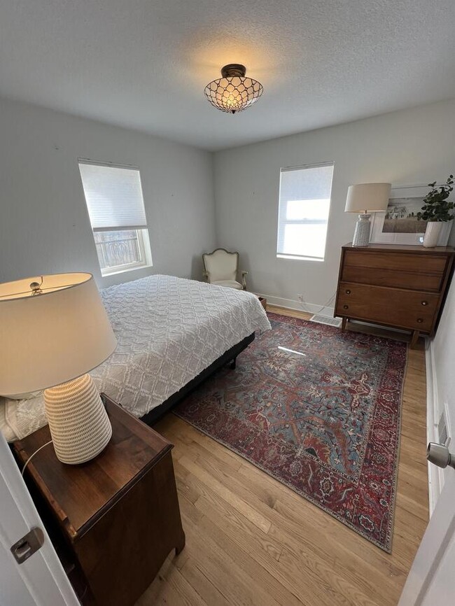 Building Photo - 390 S Garrison St