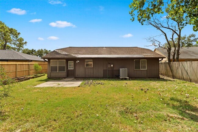 Building Photo - 126 Wood Hollow Dr