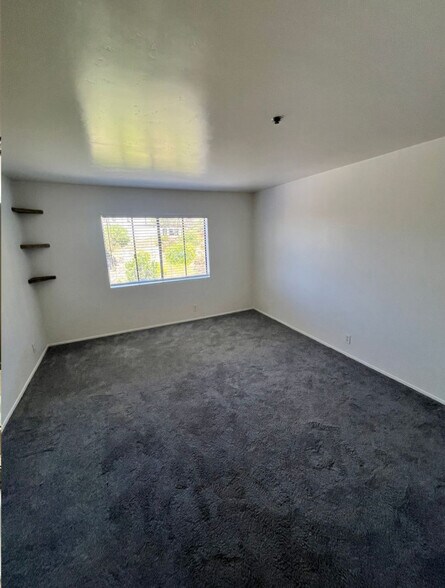 Building Photo - 3980 Faircross Pl