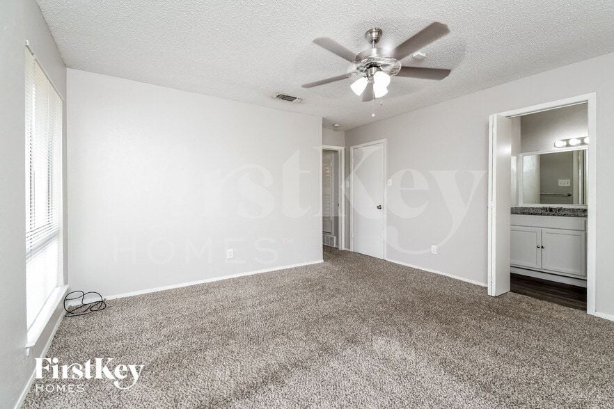 Building Photo - 1504 Terrace St