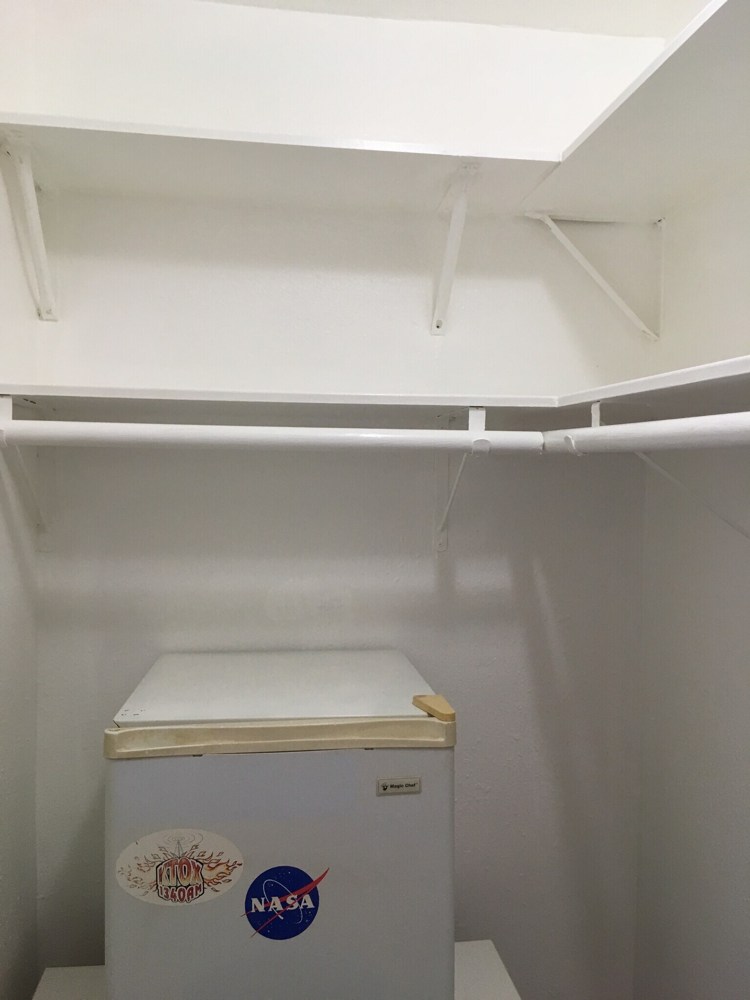 Building Photo - 19900 Bennett Rd