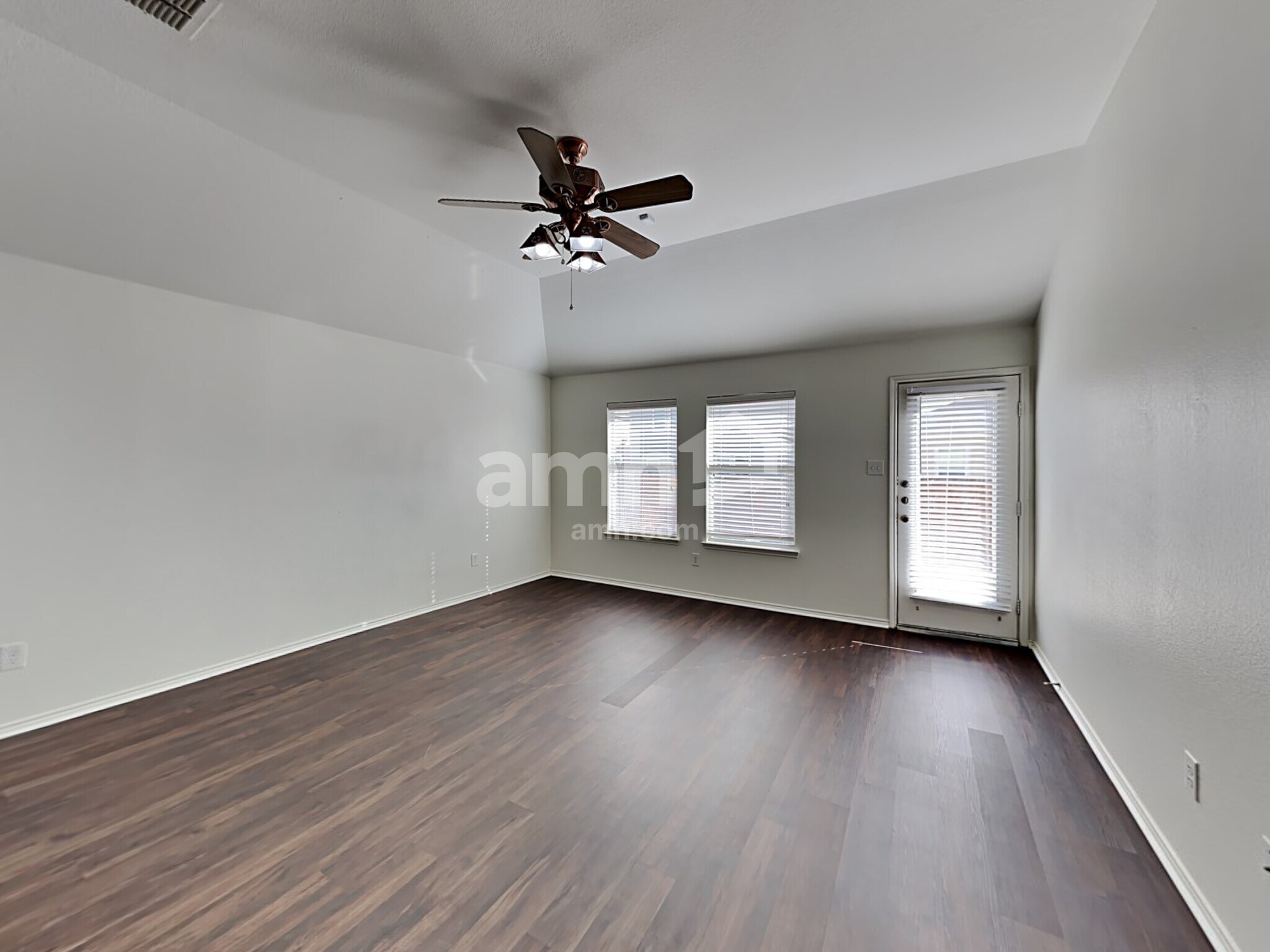 Building Photo - 448 Paddle Dr