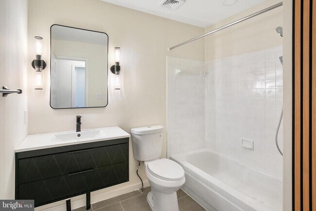 Building Photo - 13417 Silver Moon Way
