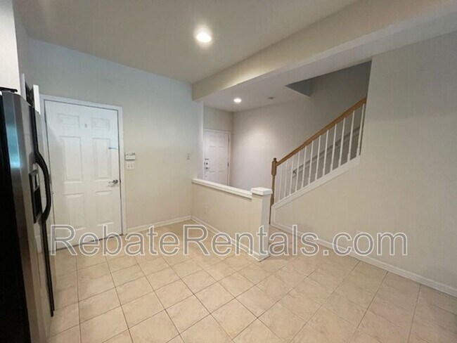 Building Photo - 13475 Stone Pond Dr