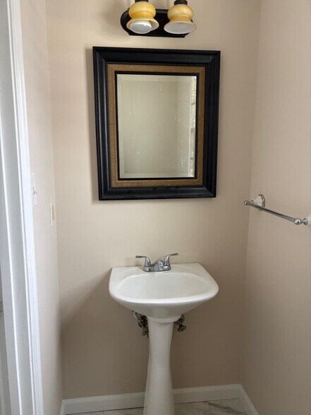 Building Photo - 4717 Mill Park Dr