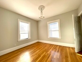 Building Photo - 40 Amherst St