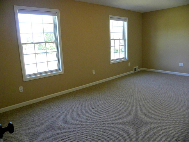 Building Photo - 23 Guideboard Rd