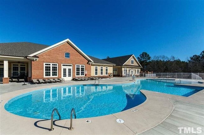 Building Photo - 1351 Fitchie Pl