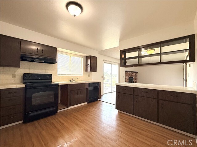 Building Photo - 575 Aloma Way