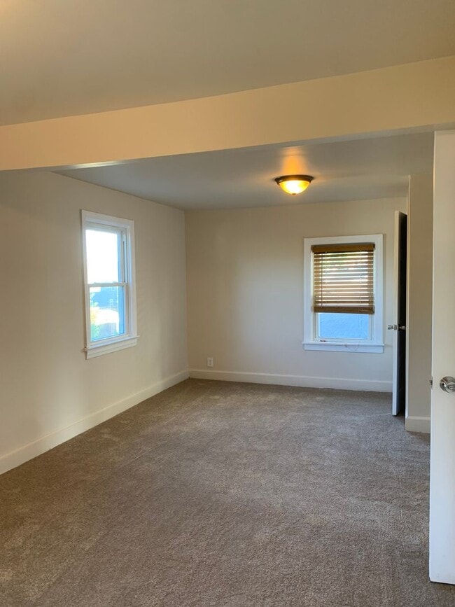 Building Photo - Single Family House located on South Vermont Street, Williamsport MD