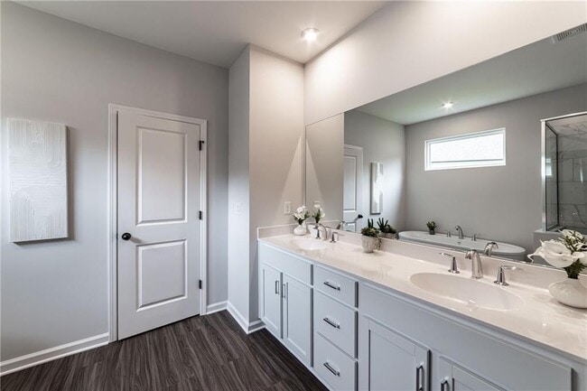 Building Photo - 107 Cedar Brk Dr