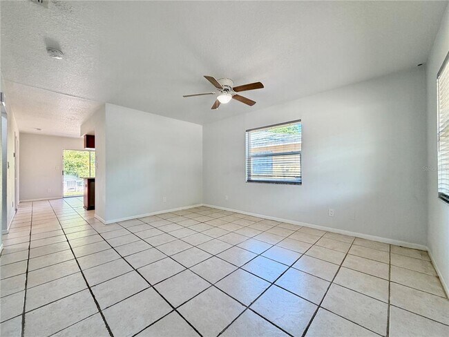 Building Photo - 2761 62nd Terrace N