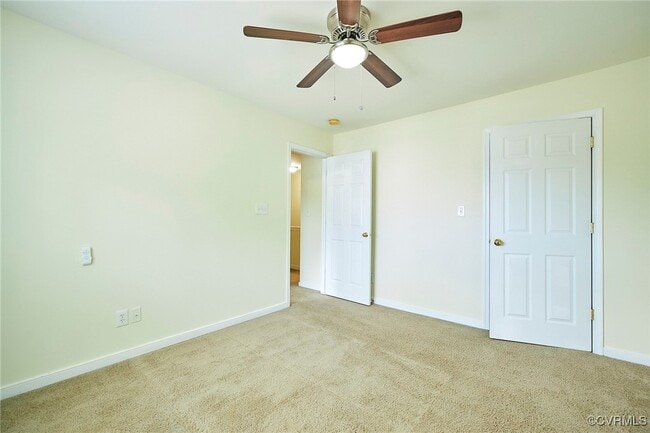 Building Photo - 444 Kingscote Ln