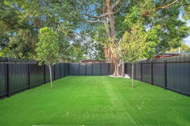 Building Photo - 919 NW 55th St