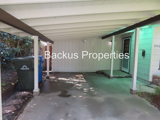 Building Photo - Two Bedroom Home in Beautiful Pacific Grove