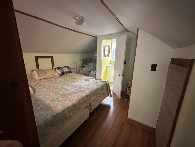 Building Photo - Charming 3BR Waterfront Retreat with Sunroom, Brick Accent & Scenic Lake Views