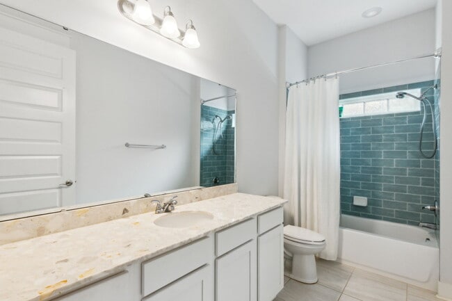 Building Photo - 1539 Coastal Oaks Dr