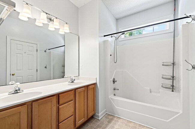 Building Photo - 109 Lemon Drop Cir