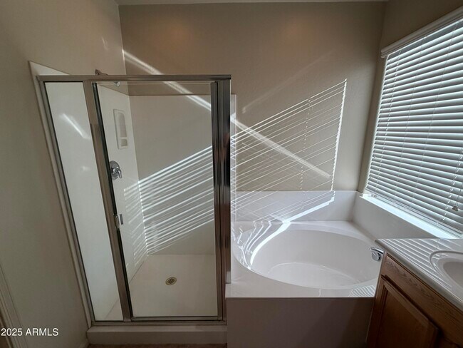 Building Photo - 6285 S Fawn Ct