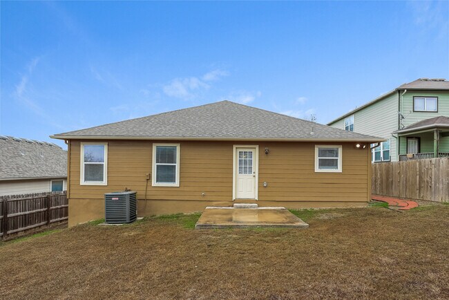 Building Photo - 5005 Whisper Cove