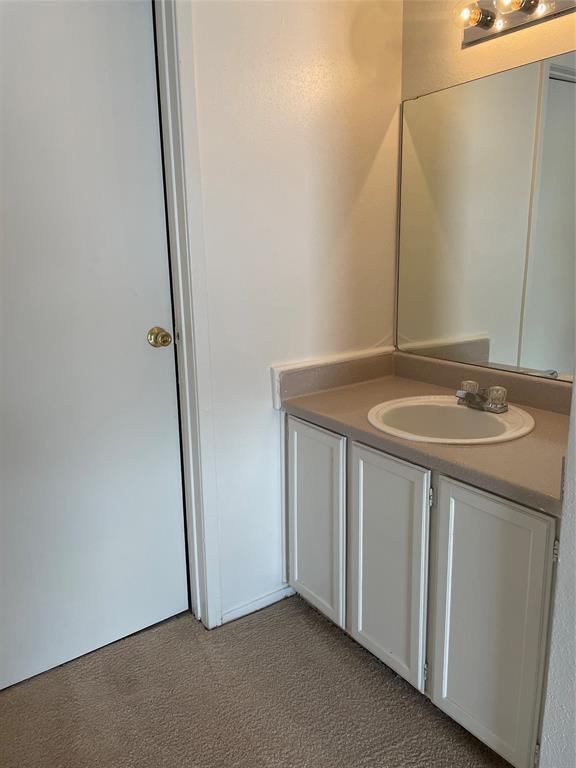 Building Photo - 8655 Village of Fondren