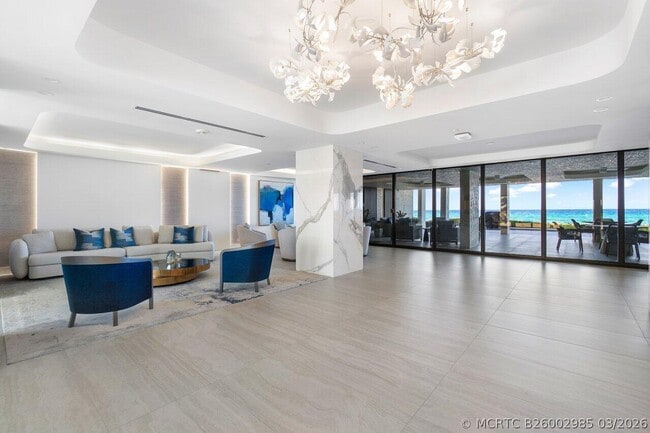 Building Photo - 2727 S Ocean Blvd