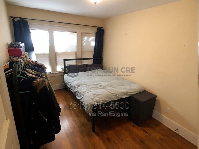 Building Photo - 4026-32 Utah St