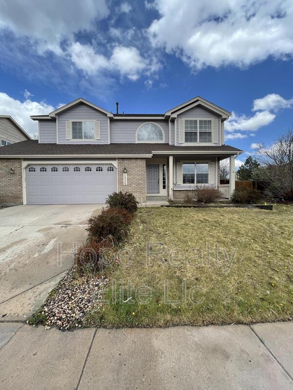 Building Photo - 8905 Thorncreek Dr