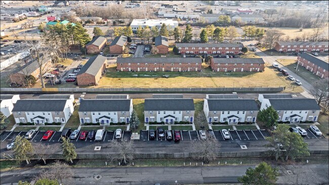 Building Photo - 2447 Brady Commons Dr