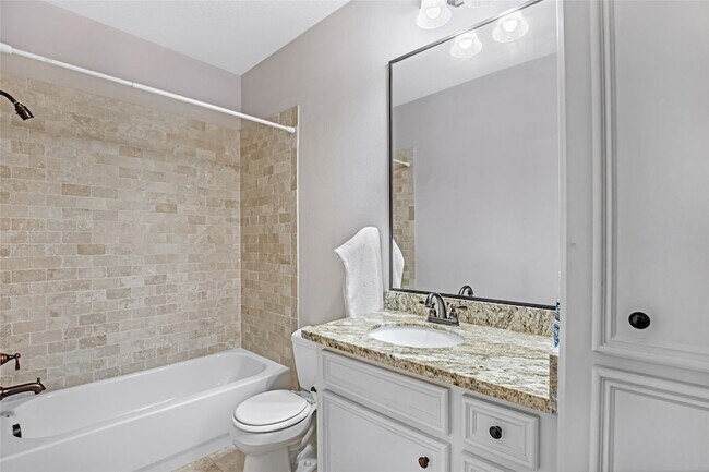 Building Photo - 29006 Reserve Bend Dr