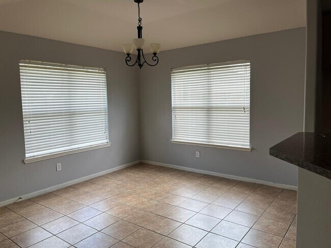 Building Photo - 12610 Bethany Bay Dr