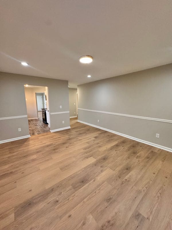 Building Photo - 10896 Big Sky Dr