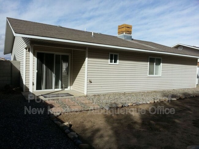 Building Photo - 200 Valle Vista Dr
