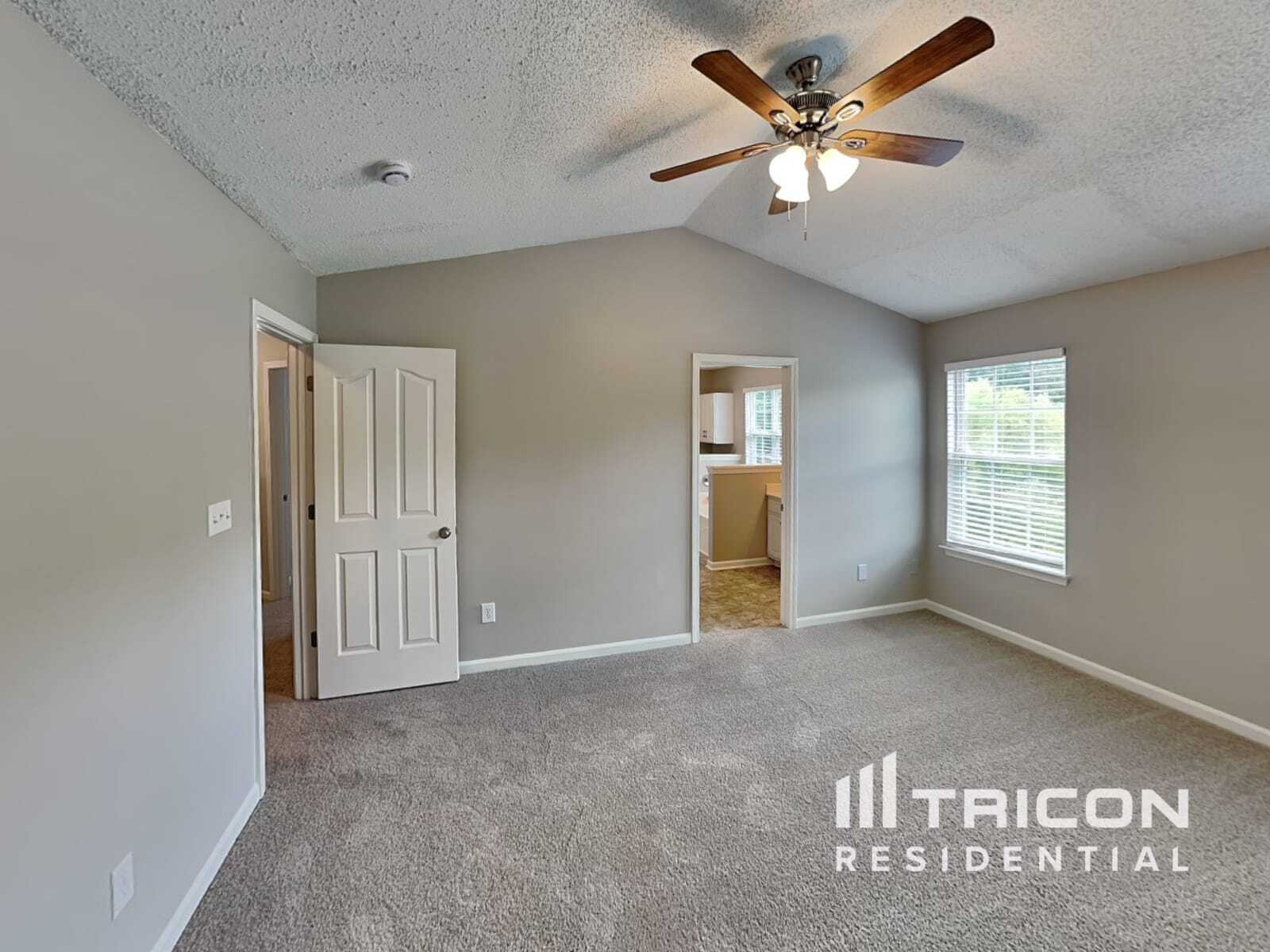 Building Photo - 10827 Azure Valley Pl