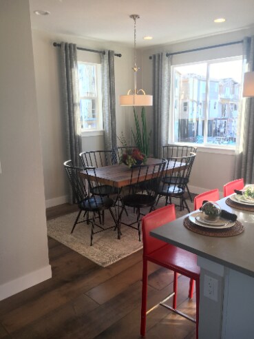 Building Photo - 2392 S Scranton St