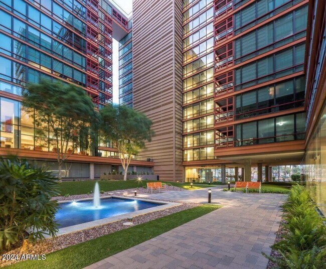 Building Photo - 4808 N 24th St