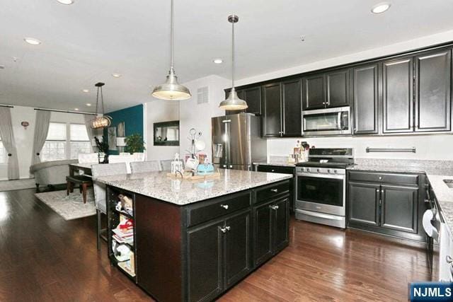 Building Photo - 4-12-30 30th St