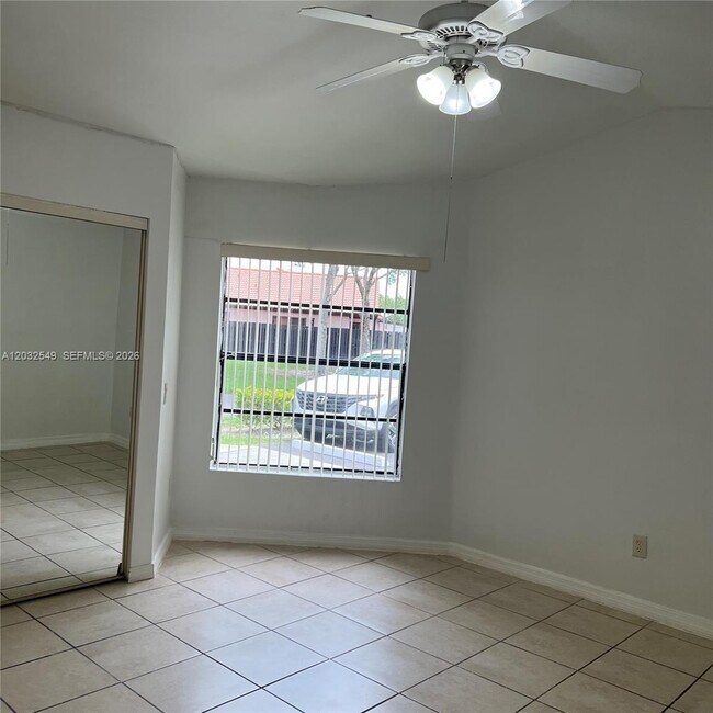 Building Photo - 15272 SW 46th Ln