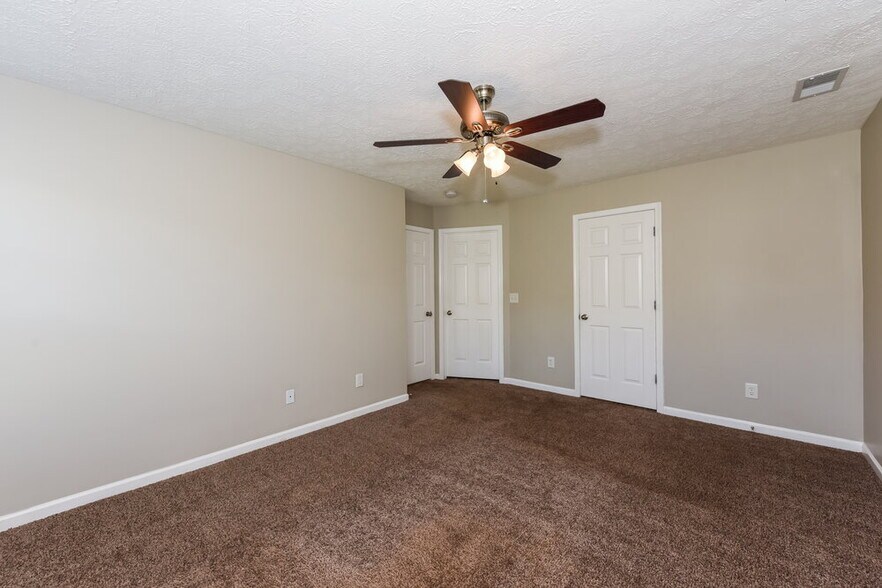 Building Photo - 1689 Comanche Run