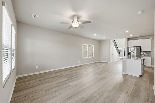 Building Photo - 602 Travine Dr