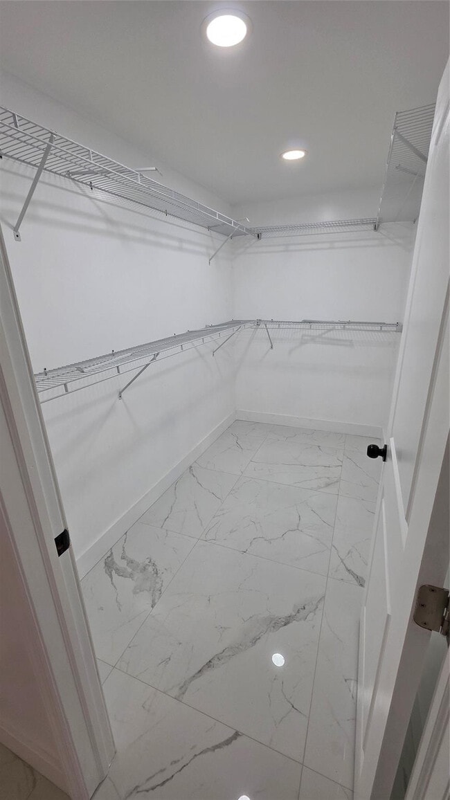 Building Photo - 5332 NW 18th St