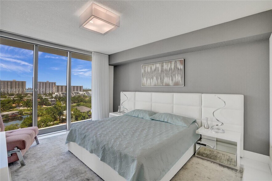 Building Photo - 330 Sunny Isles Blvd