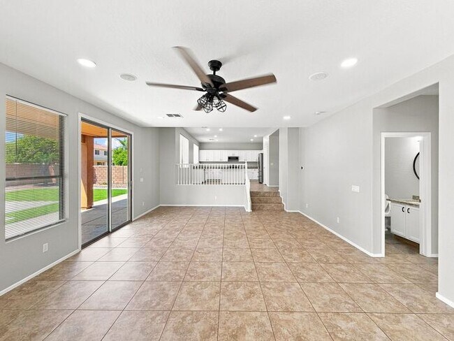 Building Photo - Spacious Chandler Home with RV Gate & 3-Car Garage!
