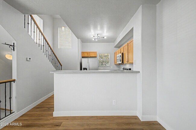 Building Photo - 418 N Mahogany Ct
