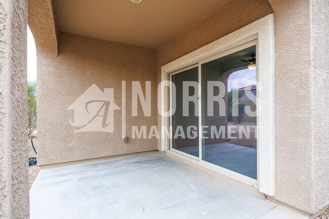 Building Photo - Beautiful Home in Mission Royale