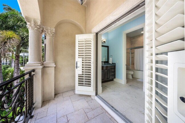 Building Photo - 510 San Marco Dr