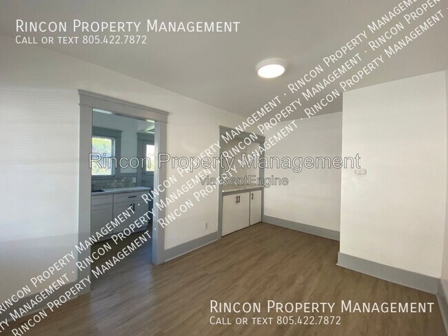 Building Photo - 658 Poli St