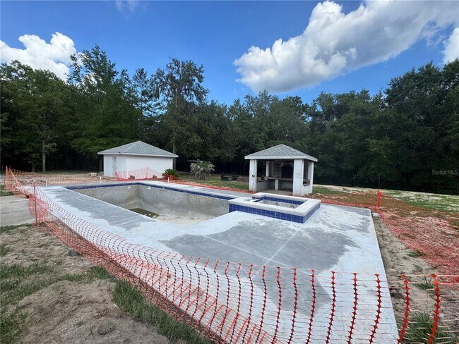 Building Photo - 5906 SW 172nd Loop