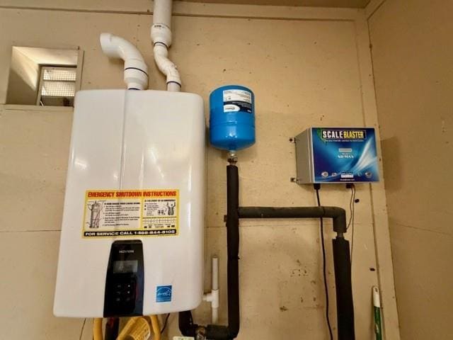 Building Photo - 218 River Oaks